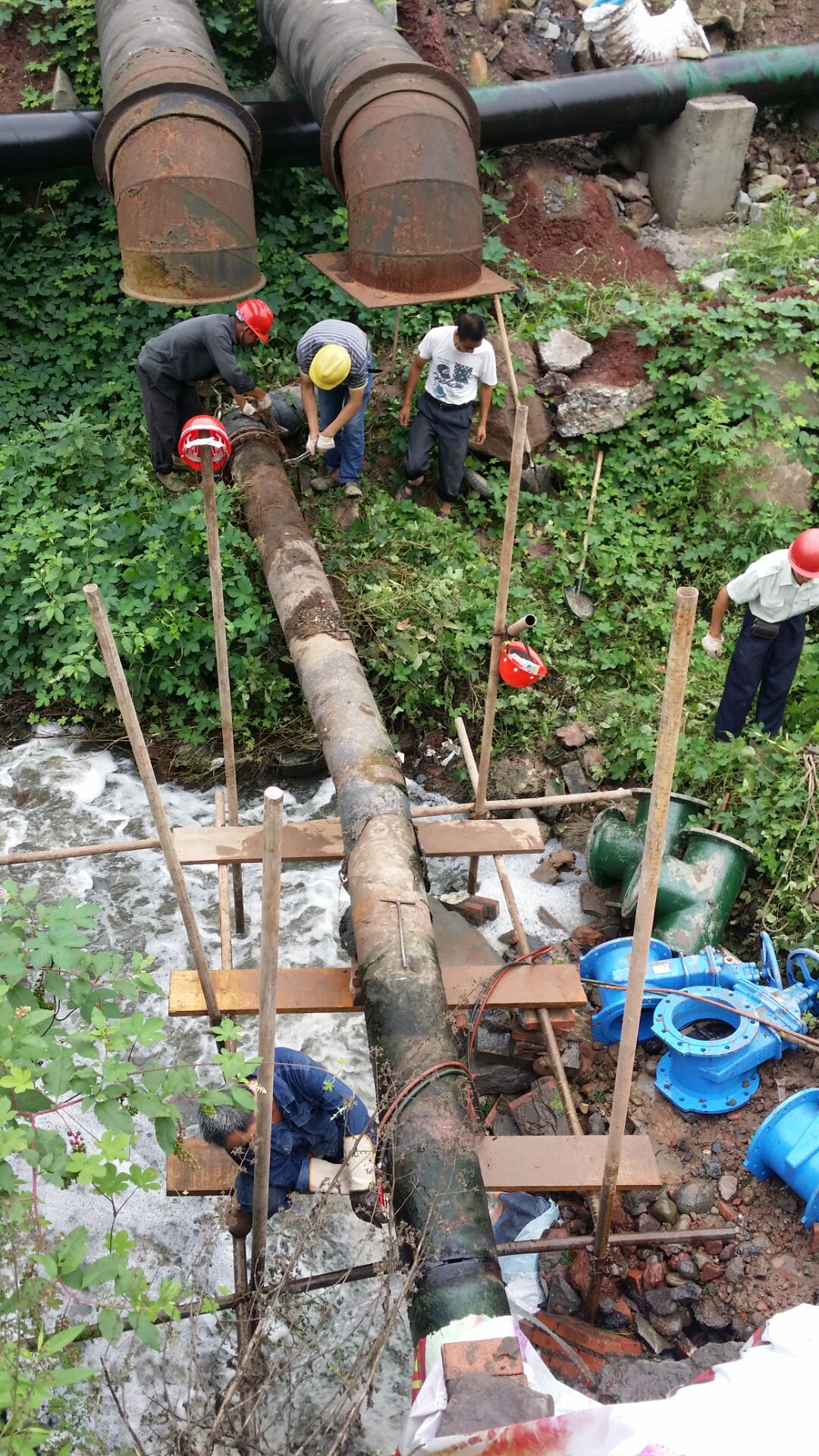 奮戰(zhàn)技改工程 楊灣污水處理廠順利投入試運(yùn)行