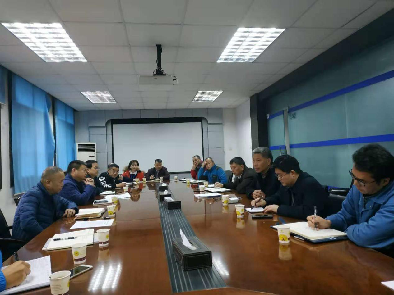 郭總帶隊深入“三供一業(yè)”施工現(xiàn)場協(xié)調(diào)推進項目建設