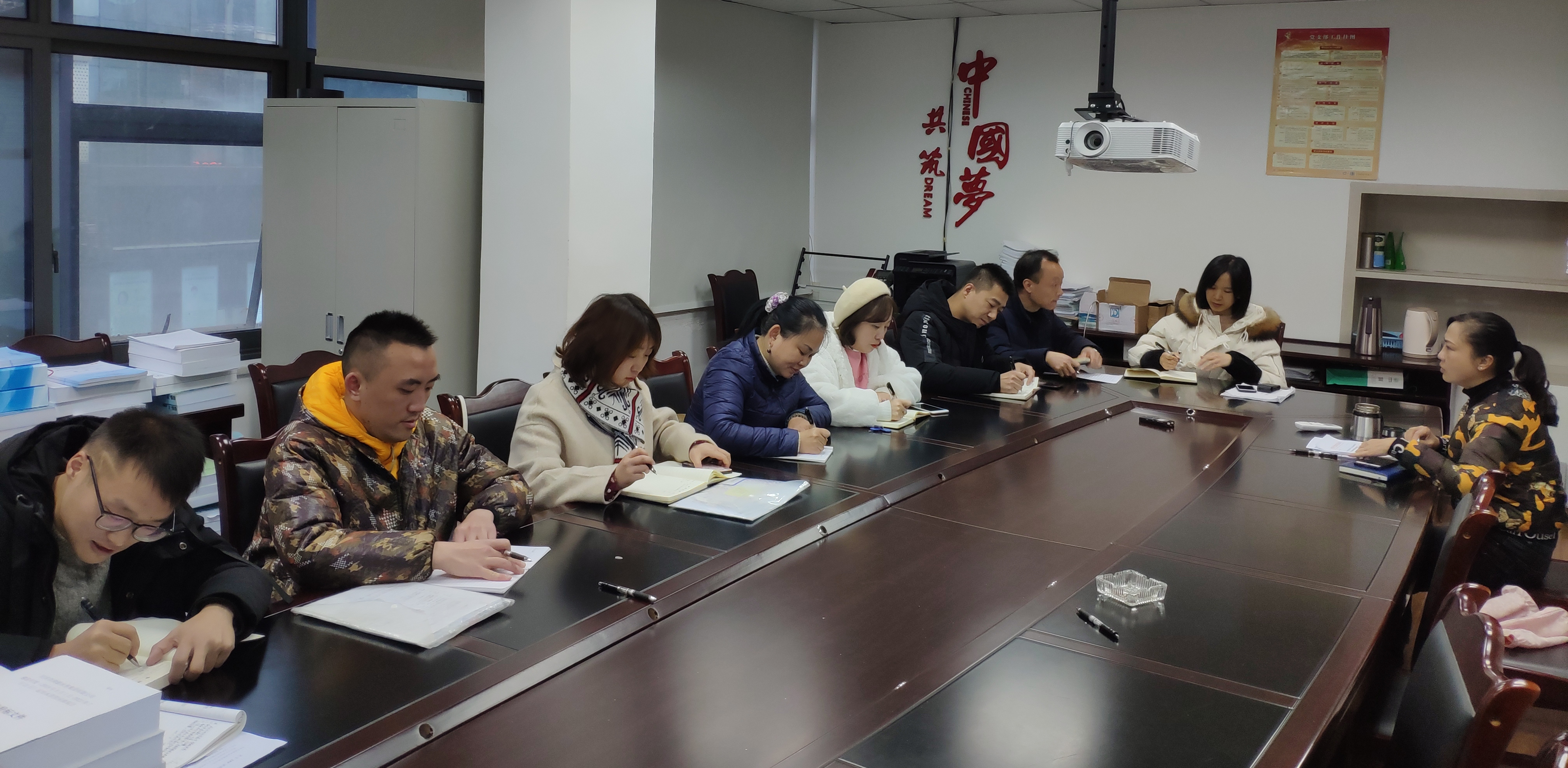 材料供應(yīng)部開展“不忘初心、牢記使命”主題教育工作