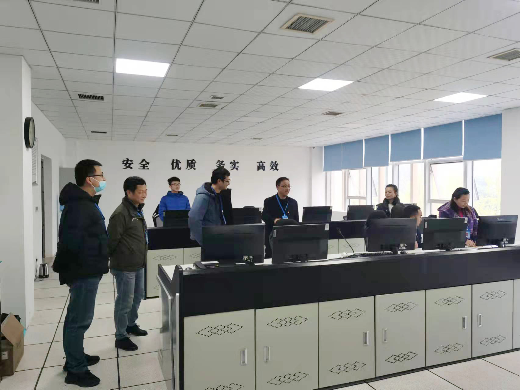 集團公司黨委書記、董事長周燕賓調(diào)研水廠安全生產(chǎn)等工作
