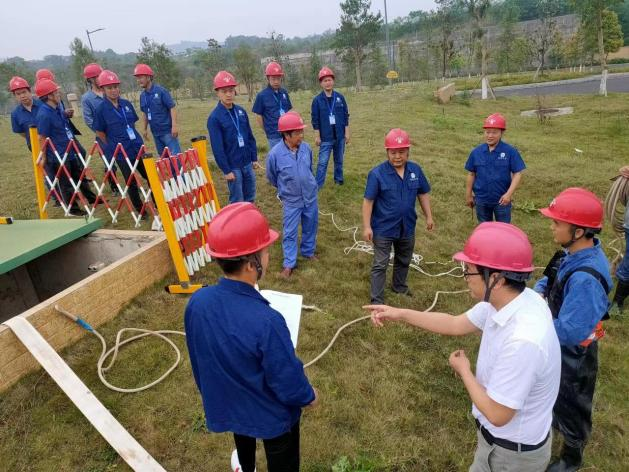 制水分公司開展有限空間作業(yè)應急演練